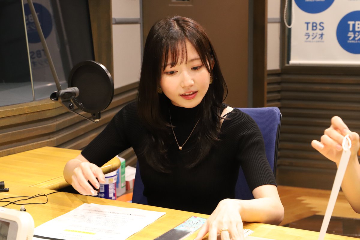 TALK ABOUT (@radio_talkabout) on Twitter photo 生放送中の #トークアバウト 🗣️
☎RNうーたんの願いも・・
#Liella! #大熊和奏 さんが代筆📝✨
🔽この夏に、願いを🔽
radiko.jp/share/?sid=TBS…
#MAZZEL #KAIRYU
<a href="/Liella_PLSP/">ラブライブ!スーパースター!!/Liella! 公式</a> 生放送中の #トークアバウト 🗣️
☎RNうーたんの願いも・・
#Liella! #大熊和奏 さんが代筆📝✨
🔽この夏に、願いを🔽
radiko.jp/share/?sid=TBS…
#MAZZEL #KAIRYU
<a href="/Liella_PLSP/">ラブライブ!スーパースター!!/Liella! 公式</a>