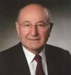 Bölümümüz Emekli Öğretim Üyesi ve Türkiye Cumhuriyeti Tarihi Anabilim Dalı kurucusu Prof. Dr. Mehmet Saray vefat etmiştir. Cenazesi yarın ikindi namazını müteakip Söğütlüçeşme Camii'nden kaldırılacaktır. 

Değerli hocamıza Allah'tan rahmet, ailesine başsağlığı ve sabır dileriz.