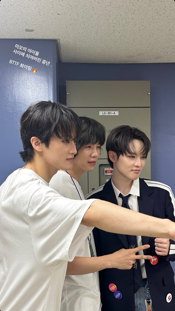 NCTDREAMCENTER's tweet photo. NCT DREAM #MARK #CHENLE from pixelwave____

#NCTDREAM #THEDREAMSHOW4 #DREAMTHEFUTURE
#NCTDREAM_THEDREAMSHOW4
#NCTDREAM_THEDREAMSHOW4_DREAMTHEFUTURE #TDS4 https://t.co/yXSyhaIJkd