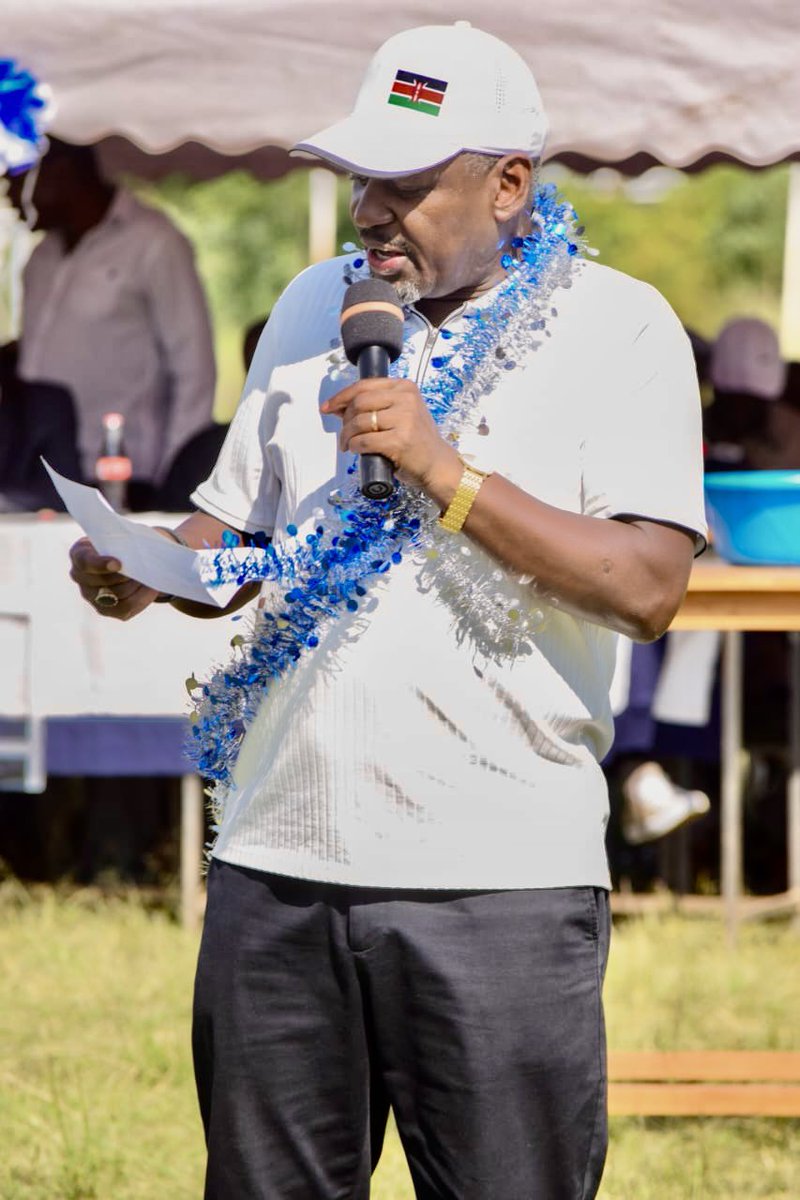 OAmollo's tweet image. #RariedaTIMES With SG Collins Oyuu, CECS Otumba &amp;amp; Nying’uro, &amp;amp; A Host Of Guests,Was Happy To Attend The Education Day at Gagra Secondary School. Having Donated 1.6M For Fencing, We Committed To Help Rejuvenate The School.