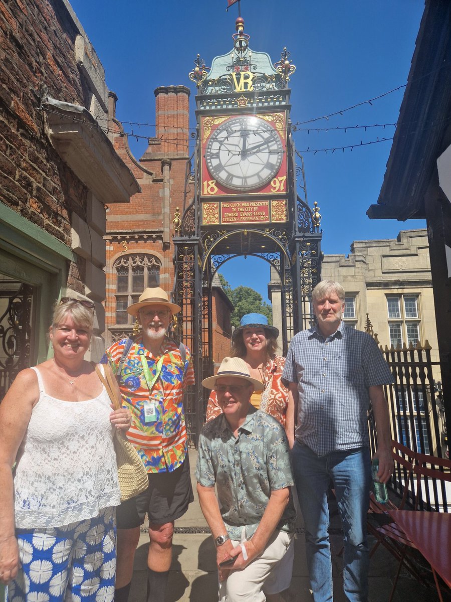 Another very Warm Welcome to Chester tour today!