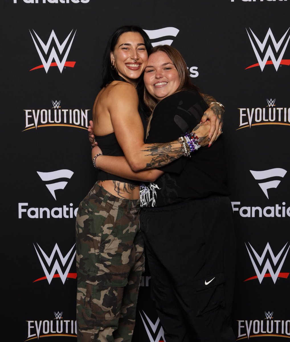 rheasbeltt's tweet image. my whole entire heart..
—thank you for everything.
i love you more than anything 🖤
@RheaRipley_WWE