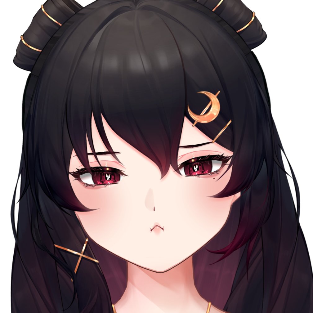 NanasuAnone's tweet image. I dunno what to post anymore after my two banger tweet โฏ๏ธฟโฐ should I release a cover song?