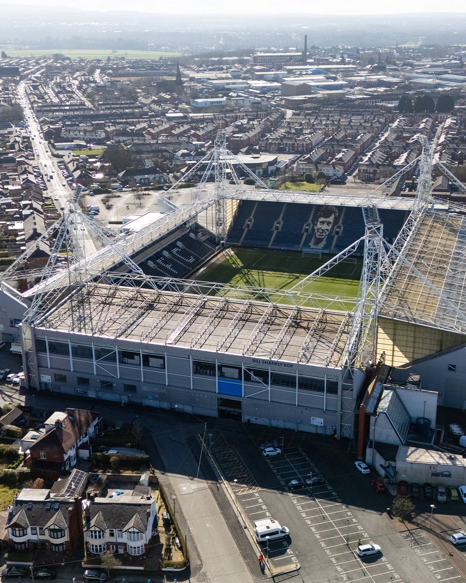 pnefc's tweet photo. Ready to return to a packed-out Deepdale tomorrow. 🙌

Tickets for the Liverpool friendly are now off sale and there will be no option to buy on the day. 🎟️

#pnefc https://t.co/5SBmalYPUV