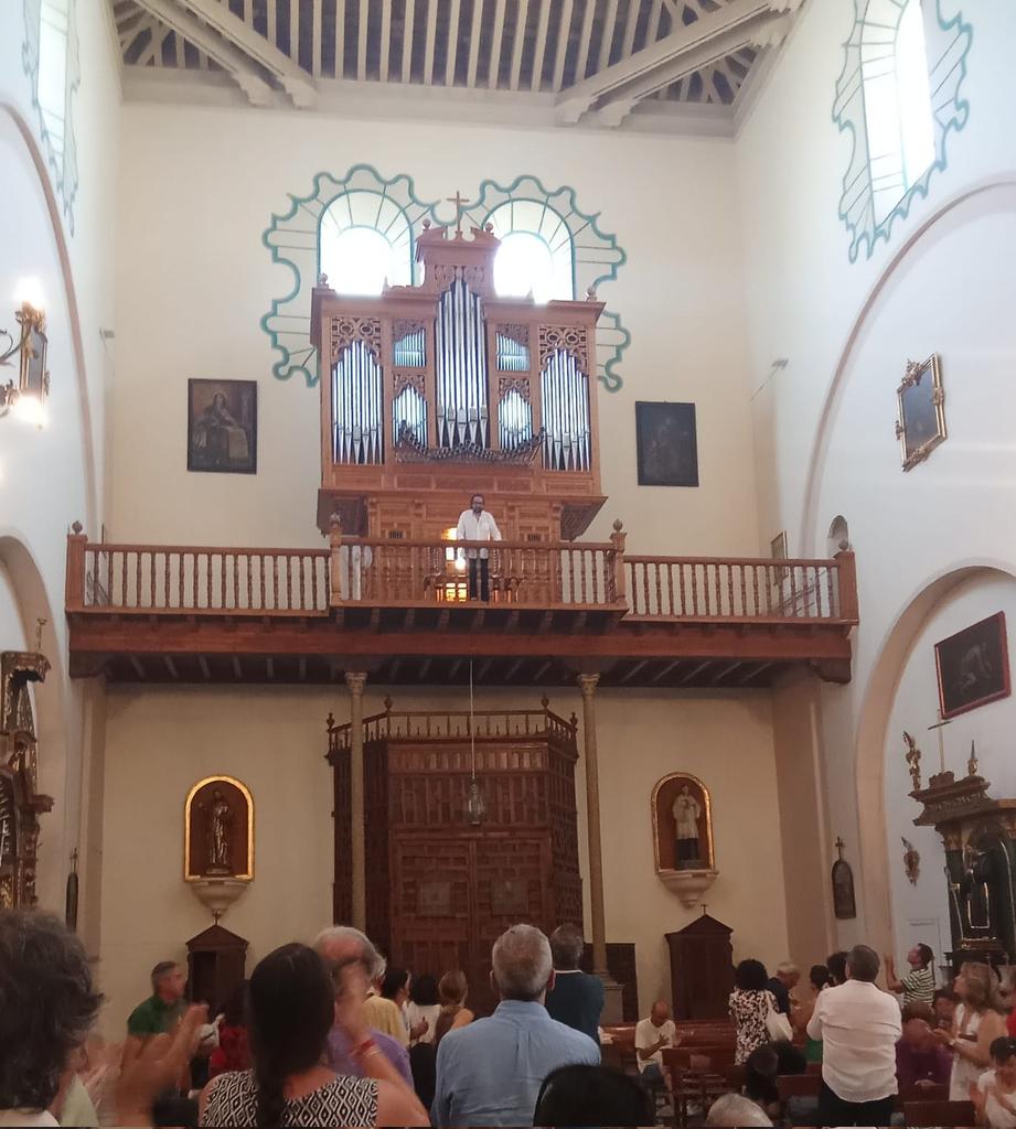 FundaciónAguaGranada (@aguagranada) on Twitter photo ¡Colaboramos con el <a href="/FestivalGranada/">Granada Festival</a> ! Hoy hemos podido disfrutar del concierto de órgano ofrecido por José María Pedrero en un entorno privilegiado. ¡Magnífica actuación!
#ColaboracionesAguaGranada ¡Colaboramos con el <a href="/FestivalGranada/">Granada Festival</a> ! Hoy hemos podido disfrutar del concierto de órgano ofrecido por José María Pedrero en un entorno privilegiado. ¡Magnífica actuación!
#ColaboracionesAguaGranada