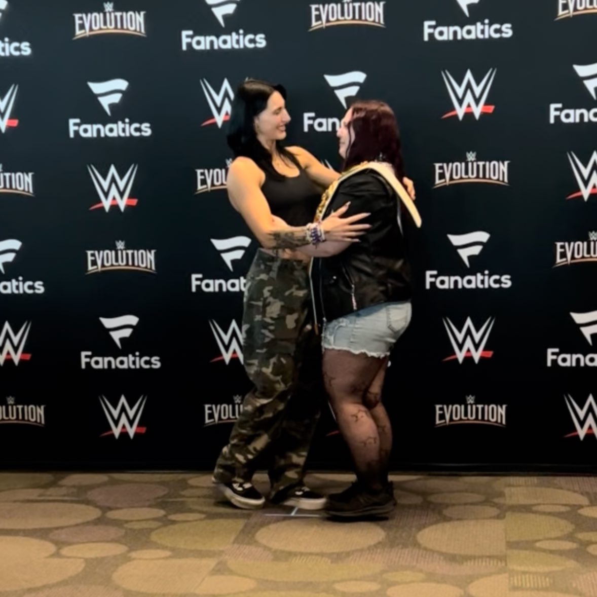 uceynightmare's tweet image. it finally happened 🥹🥹💜
my girl forever @RheaRipley_WWE