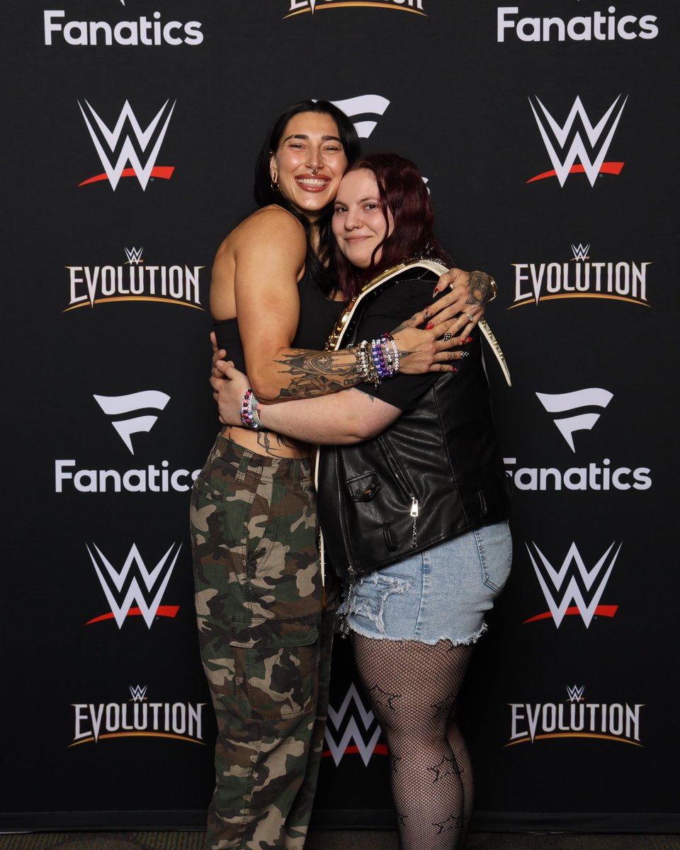 uceynightmare's tweet image. it finally happened 🥹🥹💜
my girl forever @RheaRipley_WWE