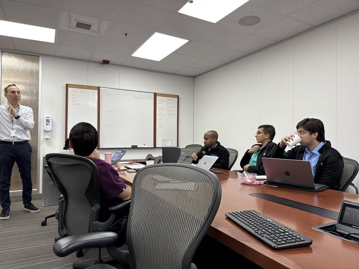 Miami Hematology Oncology Program Director (@hemoncmiami) on Twitter photo Our third Bootcamp session was Plasma Cell Neoplasm 101 led by our amazing Associate Director <a href="/Drjhoffmanmiami/">James Hoffman</a> - always a pleasure learning from him in such an interactive format! 🙌
📌 Key takeaways:
✔️ Workup: SPEP, IFE, κ/λ free light chains, Igs
✔️ Know your 5 key MM drugs Our third Bootcamp session was Plasma Cell Neoplasm 101 led by our amazing Associate Director <a href="/Drjhoffmanmiami/">James Hoffman</a> - always a pleasure learning from him in such an interactive format! 🙌
📌 Key takeaways:
✔️ Workup: SPEP, IFE, κ/λ free light chains, Igs
✔️ Know your 5 key MM drugs