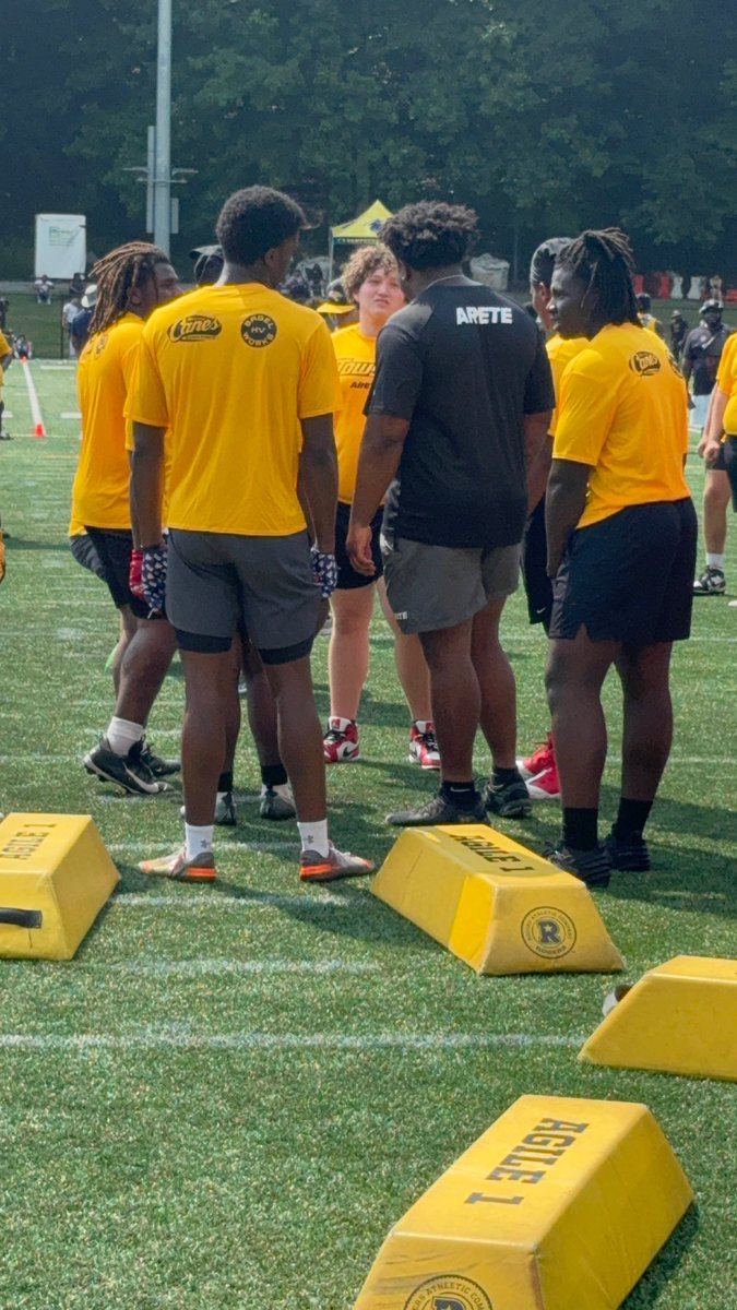 ArielCaraballoR's tweet image. Had a great time today at the @Towson_FB Big Man camp today Great Experience.
@CoachAbel92 @NHSPatriotsFB