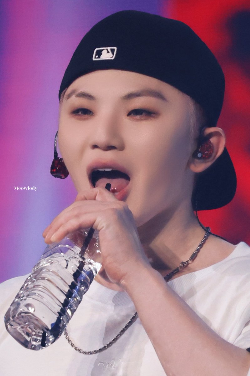 Meowlody_17's tweet photo. 250712 서울 D2

아가 물보충🩵

#우지 #WOOZI #세븐틴 
#SEVENTEEN #이지훈 #ウジ https://t.co/GJhKCjgT7A