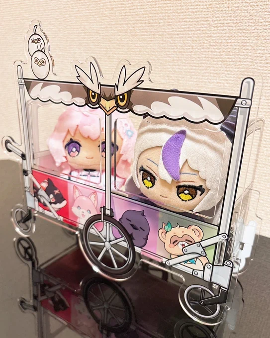 そして…C106のグッズ②をチラ見せ…!!! holoXアクスタ+ジオラマ幼稚園カートです!!! 立体になっているので、自分の好きな推しのアクスタやぬいも乗せられます! #laplus_artdesu #こよりすけっち #Luillust #いろはにも絵を #さかまた飼育日記
