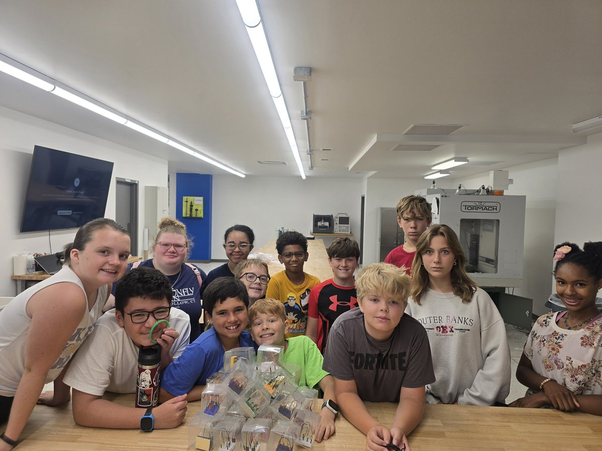 BotsIQSWPA's tweet image. #BotsIQ summer camps are back! This week kicked off with our Engineers & Coders Camp, where students tackled exciting challenges like building LEGO hopper bots, designing laser-cut kicking bots, programming autonomous vehicles, constructing bridges, exploring electronics, & more!