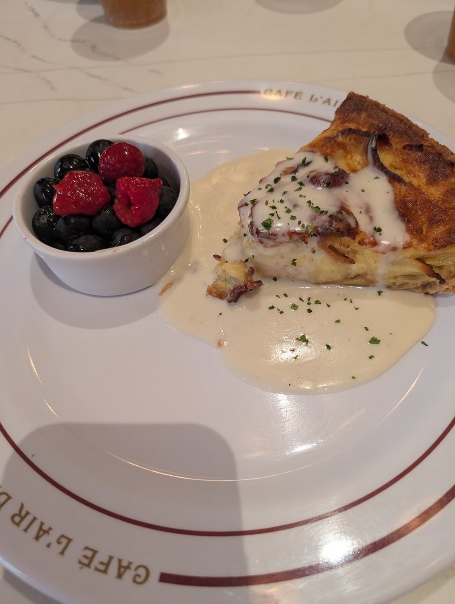 Higuysimdangle's tweet image. Yum!