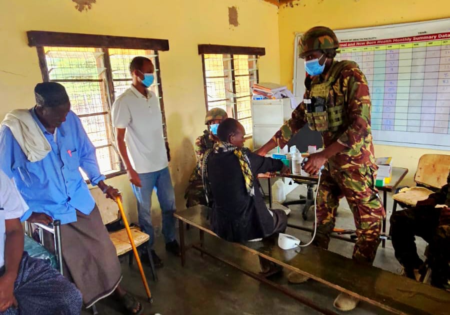 aussom_'s tweet image. #AUSSOM @kdfinfo troops at the Hoosingo Tactical Operating Base organised a free medical camp at Hoosingo Dispensary on Thursday, treating 122 residents.
Several Dengue Fever cases were detected, raising public health concerns of a potential outbreak. This outreach aims to…