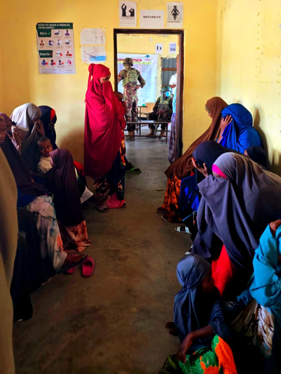 aussom_'s tweet image. #AUSSOM @kdfinfo troops at the Hoosingo Tactical Operating Base organised a free medical camp at Hoosingo Dispensary on Thursday, treating 122 residents.
Several Dengue Fever cases were detected, raising public health concerns of a potential outbreak. This outreach aims to…