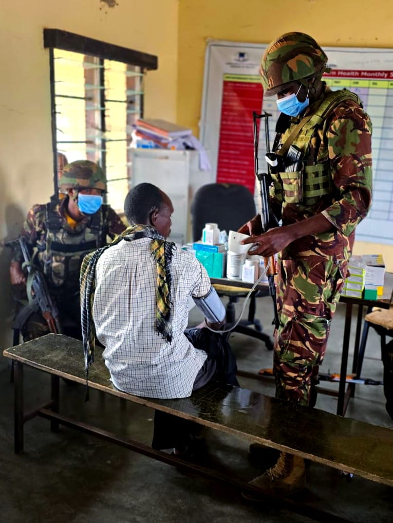 aussom_'s tweet image. #AUSSOM @kdfinfo troops at the Hoosingo Tactical Operating Base organised a free medical camp at Hoosingo Dispensary on Thursday, treating 122 residents.
Several Dengue Fever cases were detected, raising public health concerns of a potential outbreak. This outreach aims to…