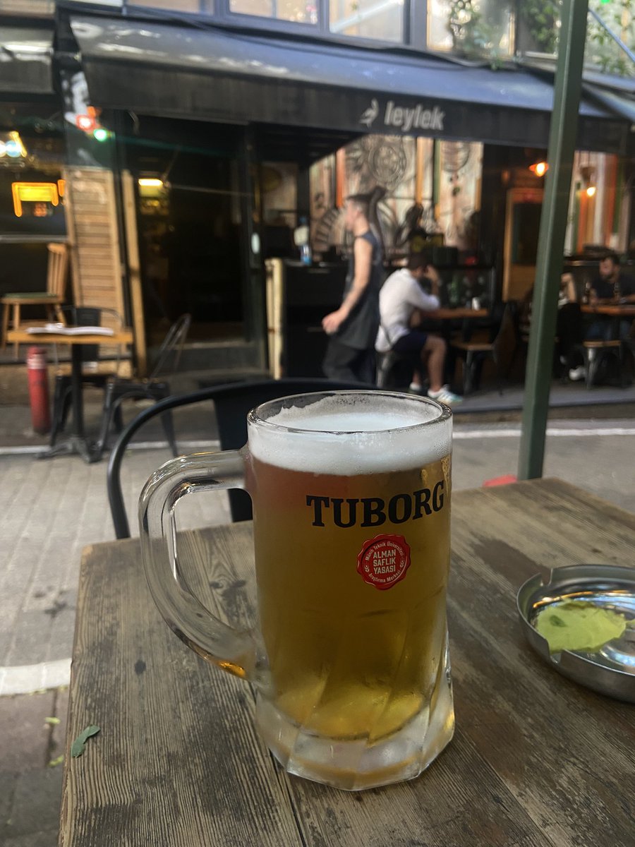 Lıkır lıkır iç beni doyamazsın tadıma hihihi