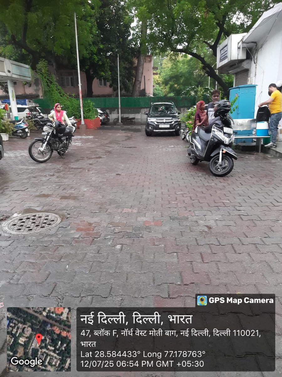 ULB code -800442
Begum Zaidi Market, Moti Bagh – No Littering! 🧹✨
Thanks to the strong impact of the Roko Toko Abhiyan – Siti Bajao, Littering Hatao, the market remains litter-free even in the evenings.(1/2)