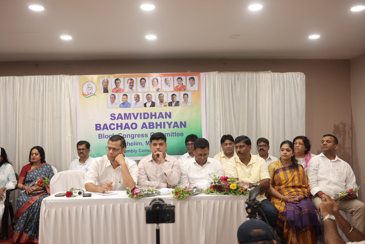 amitspatkar's tweet image. 📍 Bicholim &amp;amp; Maem | Samvidhan Bachao Abhiyan

As part of the ongoing nationwide campaign to protect our Constitution and democratic values, we convened a powerful Samvidhan Bachao Abhiyan program for the constituencies of Bicholim and Maem.

The program witnessed the…