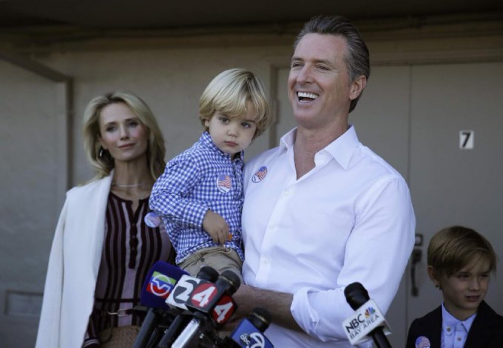 “Here’s the plan Jenn. Give me the kid, stand behind me and look happy. Tilt your head a bit more. Did you starch my shirt? Gotta look crisp and clean. Where’s the other kid? Never mind. Just make sure he’s not in the way”. <a href="/NancyMace/">Nancy Mace</a> just ignore the pond scum. 🥰