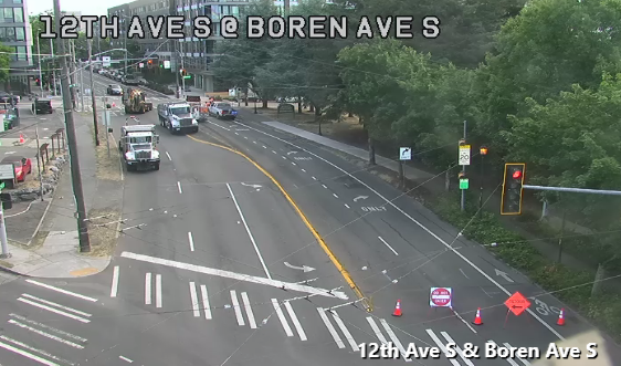 Boren Ave S와 E Yesler Way 사이의 12번가 S 도로 공사가 모든