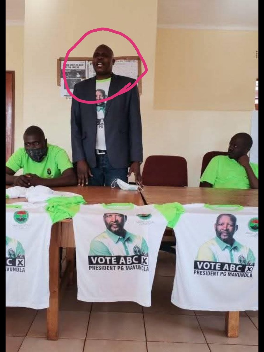 matumba_anthony's tweet image. Meet the Spokesperson of Mayibuye in Limpopo. It is unfortunate that Twitter allow the maximum of four photos. I still have more than three photos of him in regalia of different parties. For now just know that he is former ABC, PA, MKP and AADP of Benny Mayengani.

Let me not…