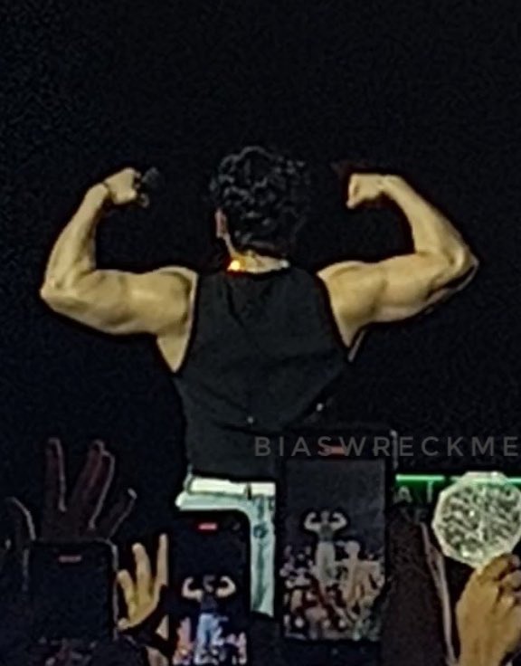 Changbin 

Front view.                            Back view