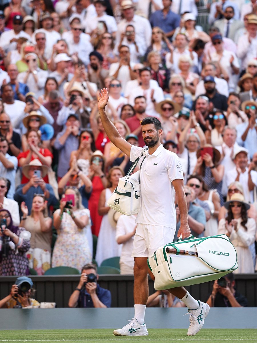 DjokerNole's tweet image. I want to congratulate Jannik on a great performance.👏 It’s been very special being back at SW19, sharing the buzz and having my family with me. Thank you Wimbledon, the tournament of dreams 🍓. And to the fans, your support means everything. You have my heart. 🫶🏼 See you soon