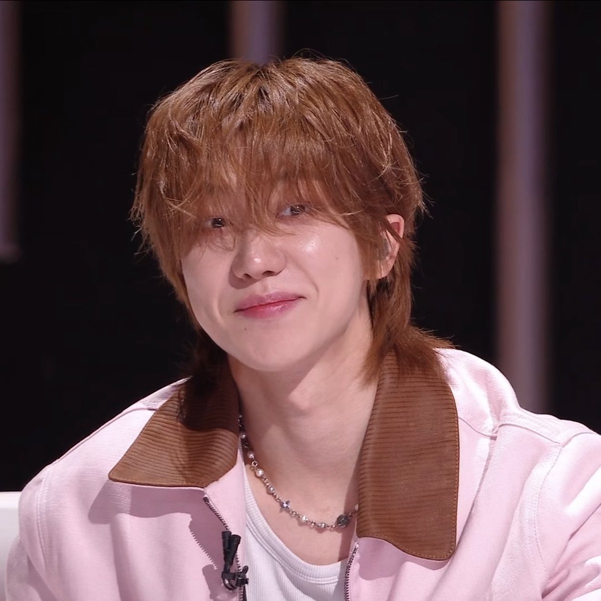 _haofolder_'s tweet photo. Minghao in brown hair is absolutely stunning 🤎🥐 https://t.co/igRQyntDZ7