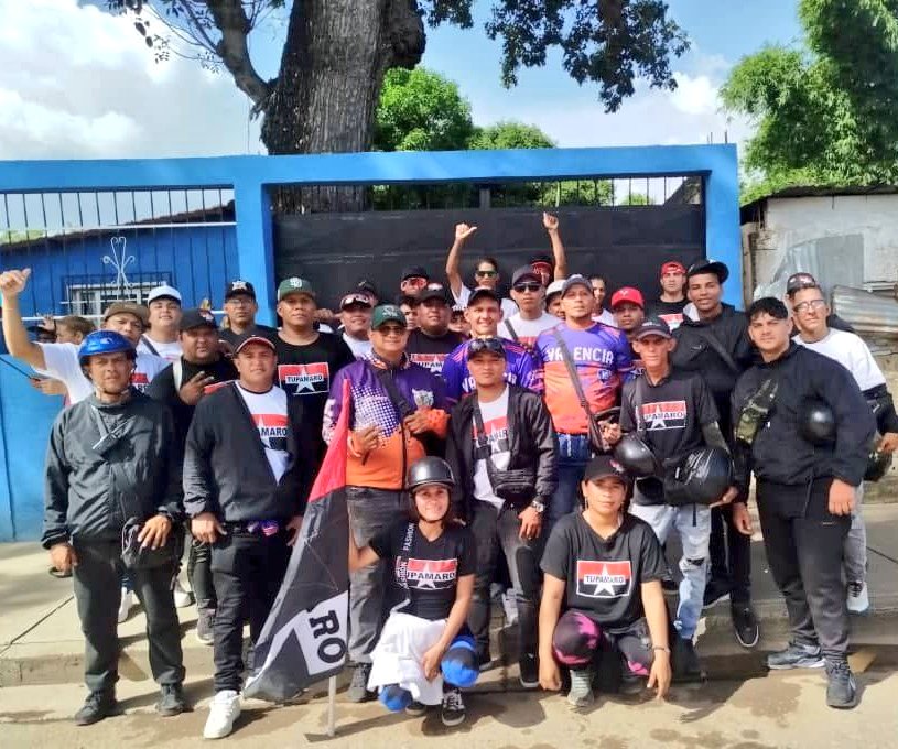 🚩🏴 Desde el municipio Valencia estado <a href="/CaraboboMrt_2/">Oficial Carabobo Mrt</a> militancia TUPAMARO acompaño en el acto de inicio de Campaña a la Candidata a la alcaldía Dina Castillo y a nuestro camarada Alfredo Thomas candidato a concejal rumbo a la victoria popular del próximo 27 de Julio.
