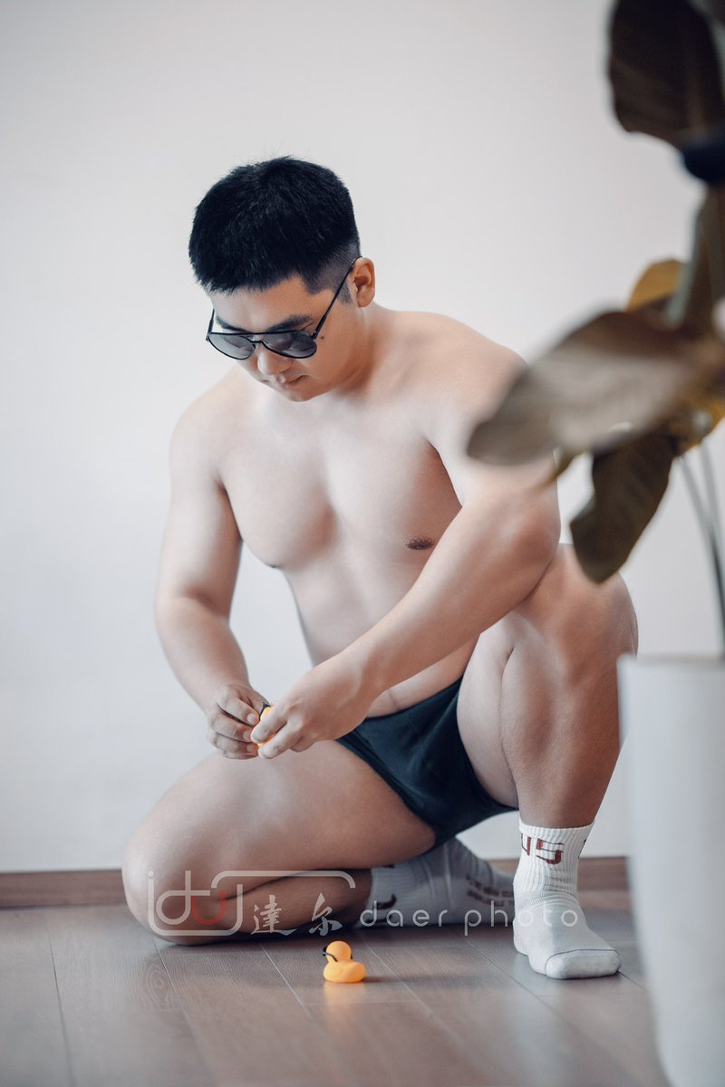daerphoto's tweet photo. 哈哈哈 别催 这就发 就是最近事多了些🥹🥹🥹抖音号：Daerphoto 模特：托托（抖音有艾特） https://t.co/mN4wSNw2gH