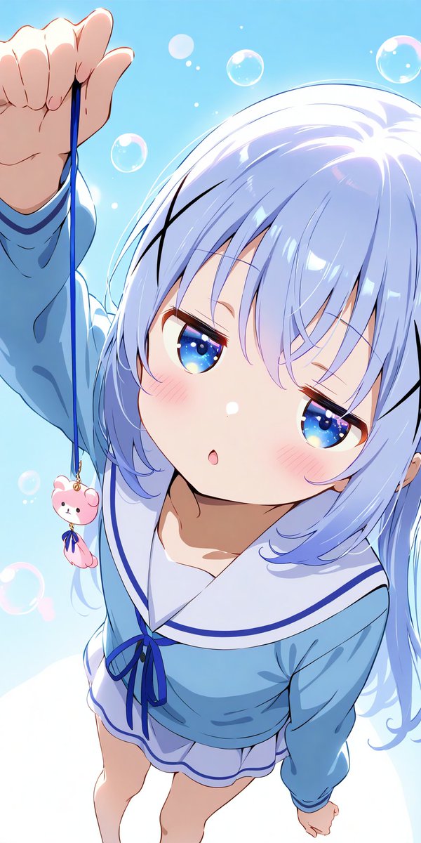 チノちゃん「……なんで風船がこんなにあるんでしょう。しかも、猫っぽいポーズ……って、誰が考えたんですか。
こういうの、喜ぶのはラビットハウスの常連さんだけです。たぶん。それに、このストラップ……どう見ても狙ってますよね？