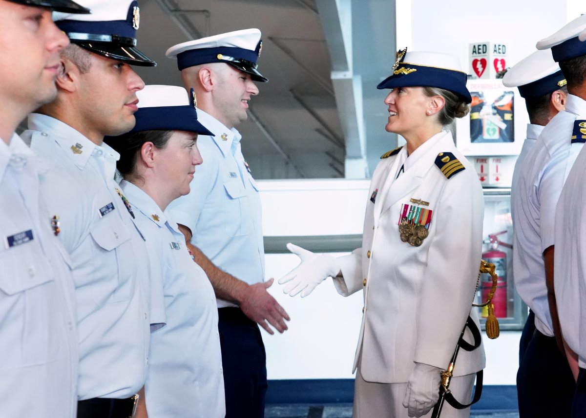 USCGSoutheast's tweet image. The crew of @USCG Marine Safety Unit Port Canaveral held a change of command ceremony, Friday, where Cmdr. Sarah Brennan transferred command of MSU #PortCanaveral to Cmdr. Matthew Zinn.
Read the press release: bit.ly/4nQBqRw
#CapeCanaveral #SpaceCoast #ValueToNation