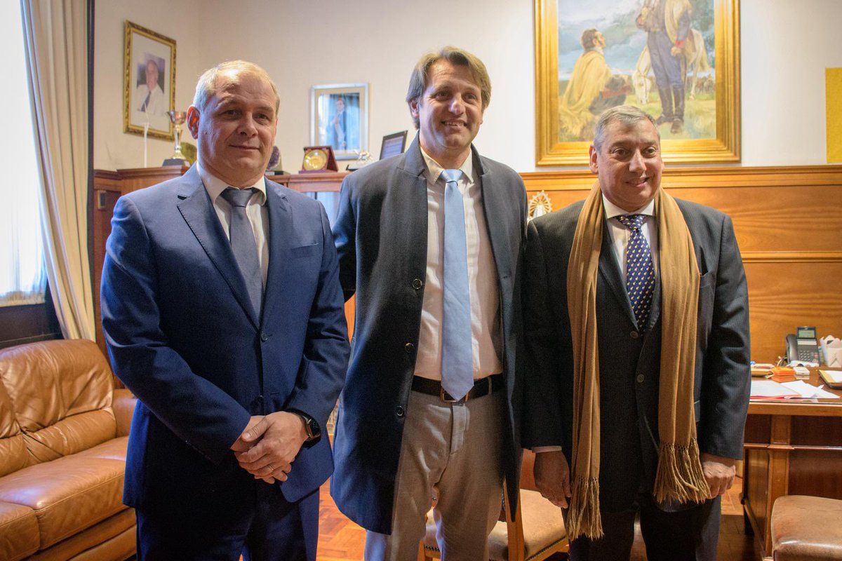 Una etapa se termina, con alegría dejamos atrás un montón de logros, desvelos y alegrías.
¡ Gracias !