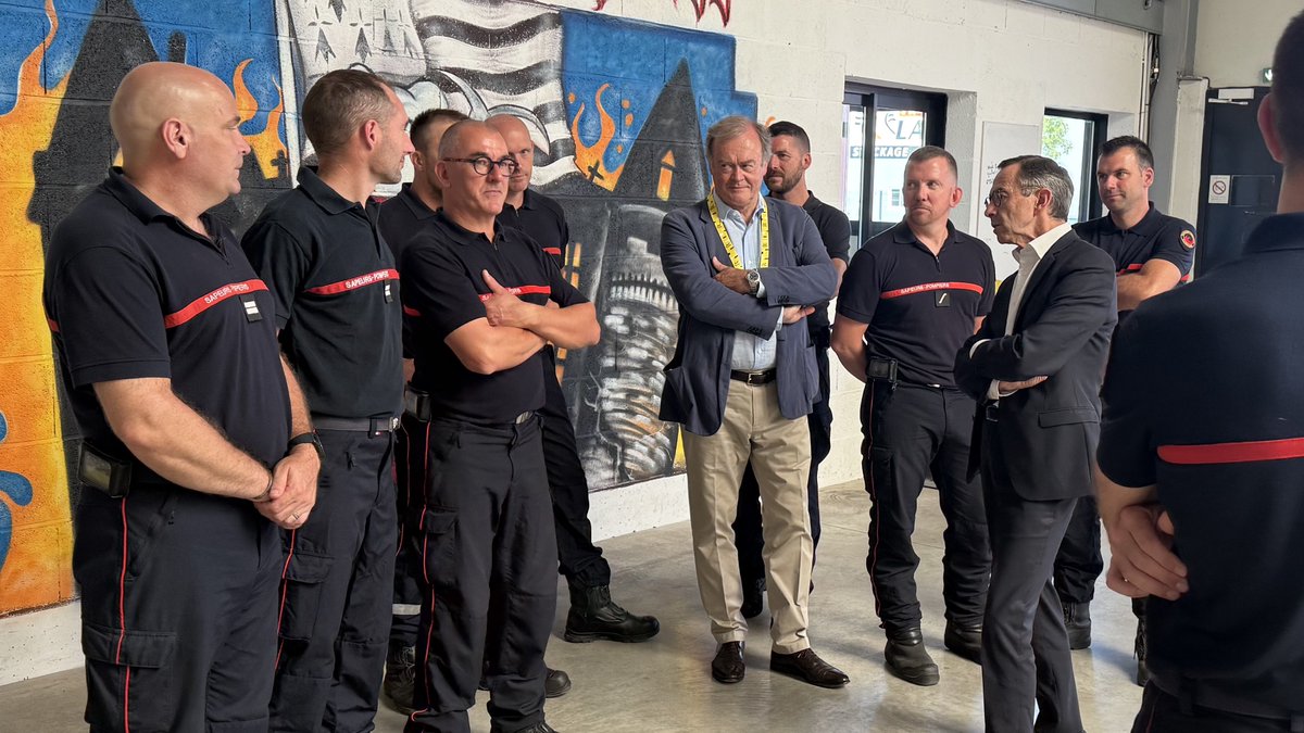 Interieur_Min's tweet image. Merci aux sapeurs-pompiers du centre de secours d’Argentré-du-Plessis pour leur accueil chaleureux et leur engagement au service de la population.
Chaque centre de secours porte une histoire : celle d’un territoire, d’un engagement, d’un patrimoine local précieux.