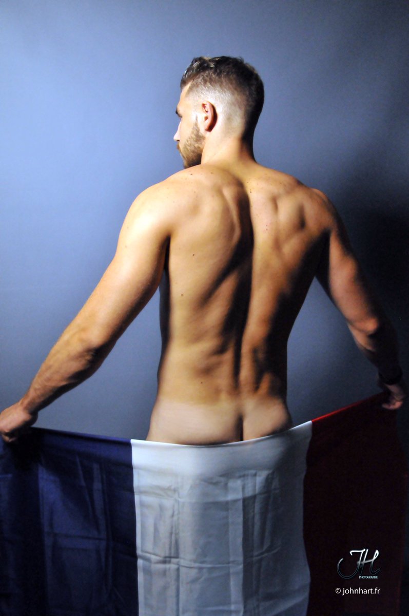 🇫🇷 Ce week-end, fais péter les plaisirs !
-30% sur TOUTES les vidéos &amp; ebooks avec le code 14JUILLET30
🔥 Jusqu’au lundi 14 juillet 23h59
➡️ johnhart.fr/boutique