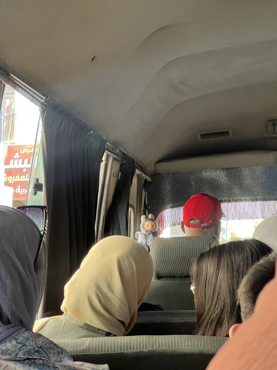 شفت اغرب اشي باربد الكنترول معلق لابوبو عنده بالباص 😂😂