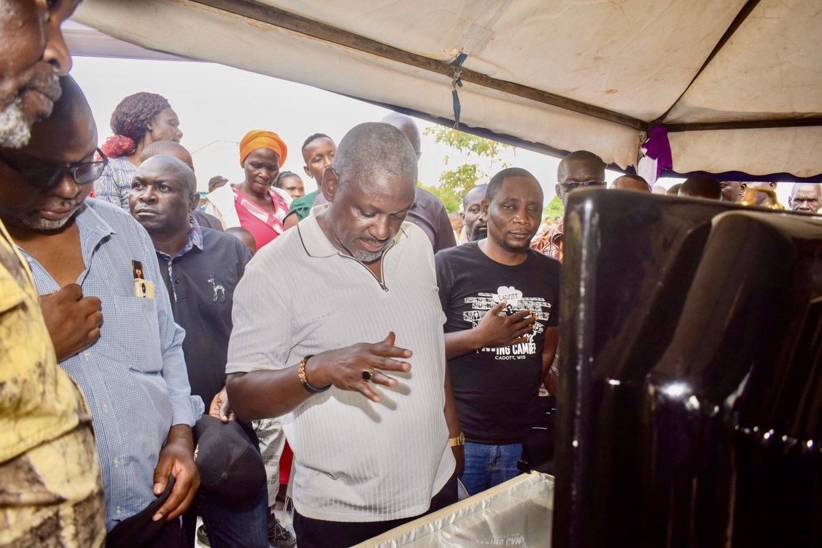 OAmollo's tweet image. Commiserated with the Deputy Ker of Luo Council of Elder Mzee James Ayaga &amp;amp; family at Ndere Village, Kokwiri Subloation in West Uyoma Ward,On The Loss Of His Son,  Essaus Yongo Ayaga.