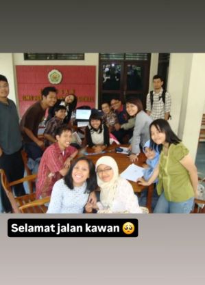 <a href="/kumparan/">kumparan</a> Civil servant [Interior Ministry] headless corpse thrown into Ciliwung river. 35 Hours after my beloved senior [Mas Arya Daru Pangayunan] found dead “head wrapped in tape” 
Both NARCOS - esque.

It's [now] 105 hours Mas Daru found dead.
#JusticeForDaru
prada.substack.com/p/beheaded-and…