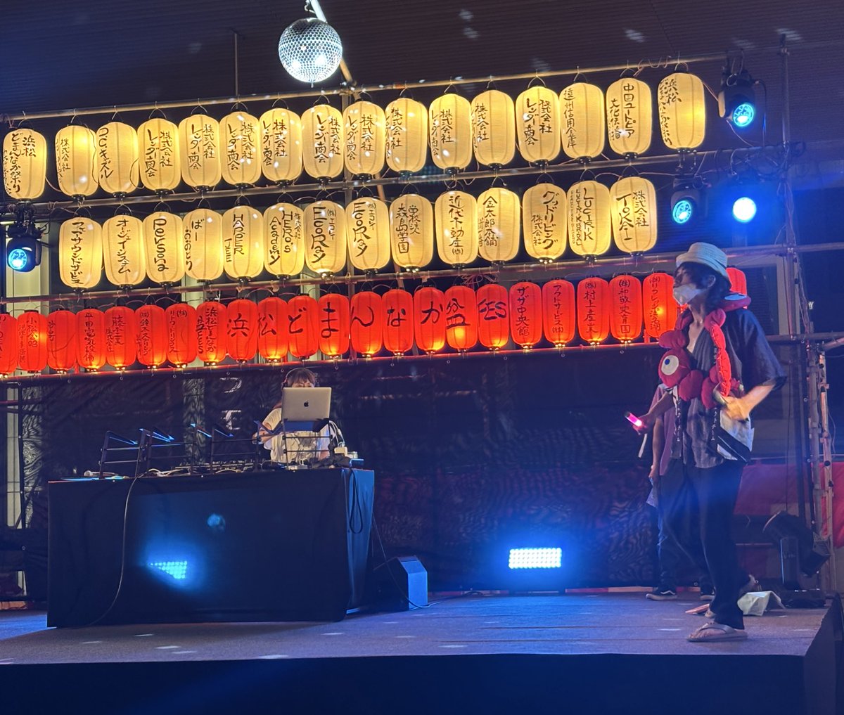 毎日続けます✨🚗
#歴史チャレンジ 173日目🏮

盆踊り！

#ヒストリンク
#歴史を楽しむ会グループ
#南北朝時代を楽しむ会
#コスプレ歴史ごみひろい