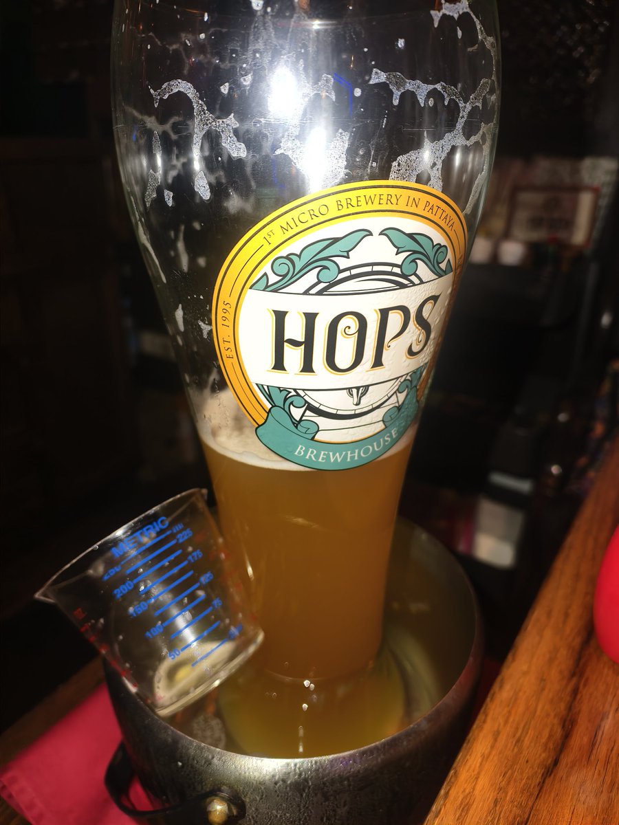 แรงใดในโลก ไม่เท่าแรงโยกอาตมา หาเพื่อนเพิ่ม🥲 อากาศชวนเหงา #พัทยา #พัทยาfwb