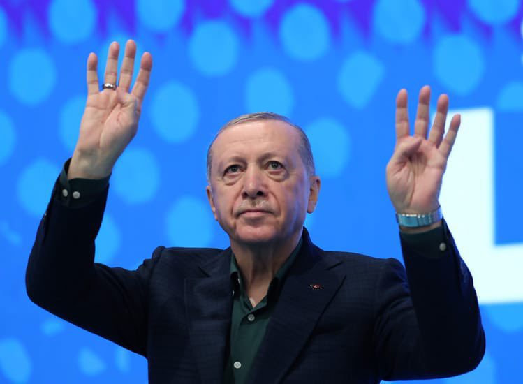 Ahmet Sevgilioğlu (@sevgilioglu) on Twitter photo CUMHURBAŞKANIMIZ SAYIN RECEP TAYYİP ERDOĞAN VE MHP GENEL BAŞKANI SAYIN DEVLET BAHÇELİ’NİN ORTAK İRADESİYLE TERÖR SONA ERDİ
11 Temmuz 2025, milletimizin gönül hafızasına kahramanlıkla yazılan bir tarih oldu.
Cumhurbaşkanımız Sayın Recep Tayyip Erdoğan’ın (<a href="/RTErdogan/">Recep Tayyip Erdoğan</a> ) sarsılmaz CUMHURBAŞKANIMIZ SAYIN RECEP TAYYİP ERDOĞAN VE MHP GENEL BAŞKANI SAYIN DEVLET BAHÇELİ’NİN ORTAK İRADESİYLE TERÖR SONA ERDİ
11 Temmuz 2025, milletimizin gönül hafızasına kahramanlıkla yazılan bir tarih oldu.
Cumhurbaşkanımız Sayın Recep Tayyip Erdoğan’ın (<a href="/RTErdogan/">Recep Tayyip Erdoğan</a> ) sarsılmaz