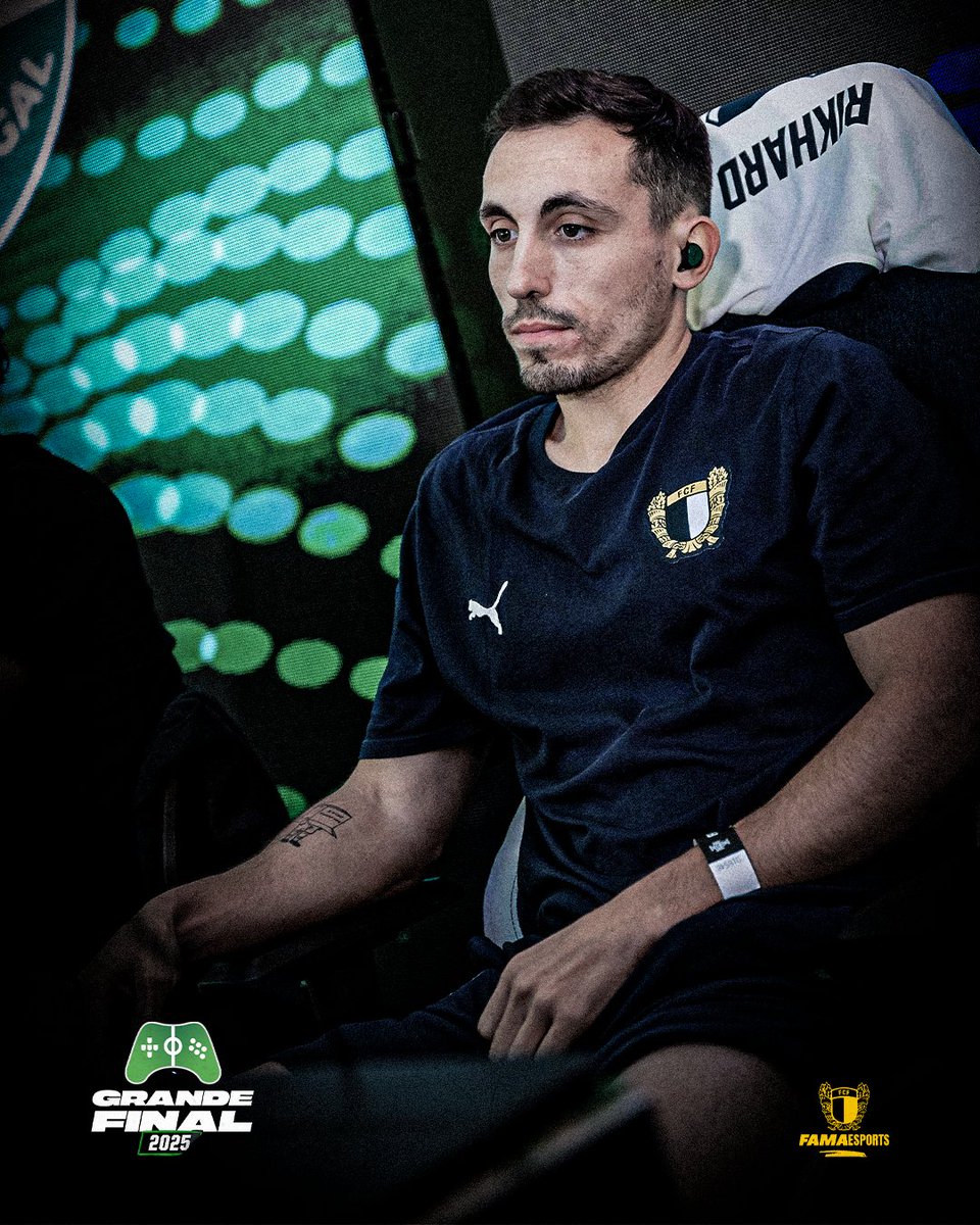 FC Famalicão Esports (@famaesports) on Twitter photo 🔚 Chega ao fim a nossa participação na 𝗚𝗥𝗔𝗡𝗗𝗘 𝗙𝗜𝗡𝗔𝗟 da <a href="/FPFeSPORTS/">FPF eSPORTS</a>
Duas derrotas na fase de grupos ditaram a eliminação.
❌ 4-6 🆚 ApogeeTiago
❌ 4-4 (4-5 GP) 🆚 Peter16
#talentoementalidade ⚪️🔵 🔚 Chega ao fim a nossa participação na 𝗚𝗥𝗔𝗡𝗗𝗘 𝗙𝗜𝗡𝗔𝗟 da <a href="/FPFeSPORTS/">FPF eSPORTS</a>
Duas derrotas na fase de grupos ditaram a eliminação.
❌ 4-6 🆚 ApogeeTiago
❌ 4-4 (4-5 GP) 🆚 Peter16
#talentoementalidade ⚪️🔵