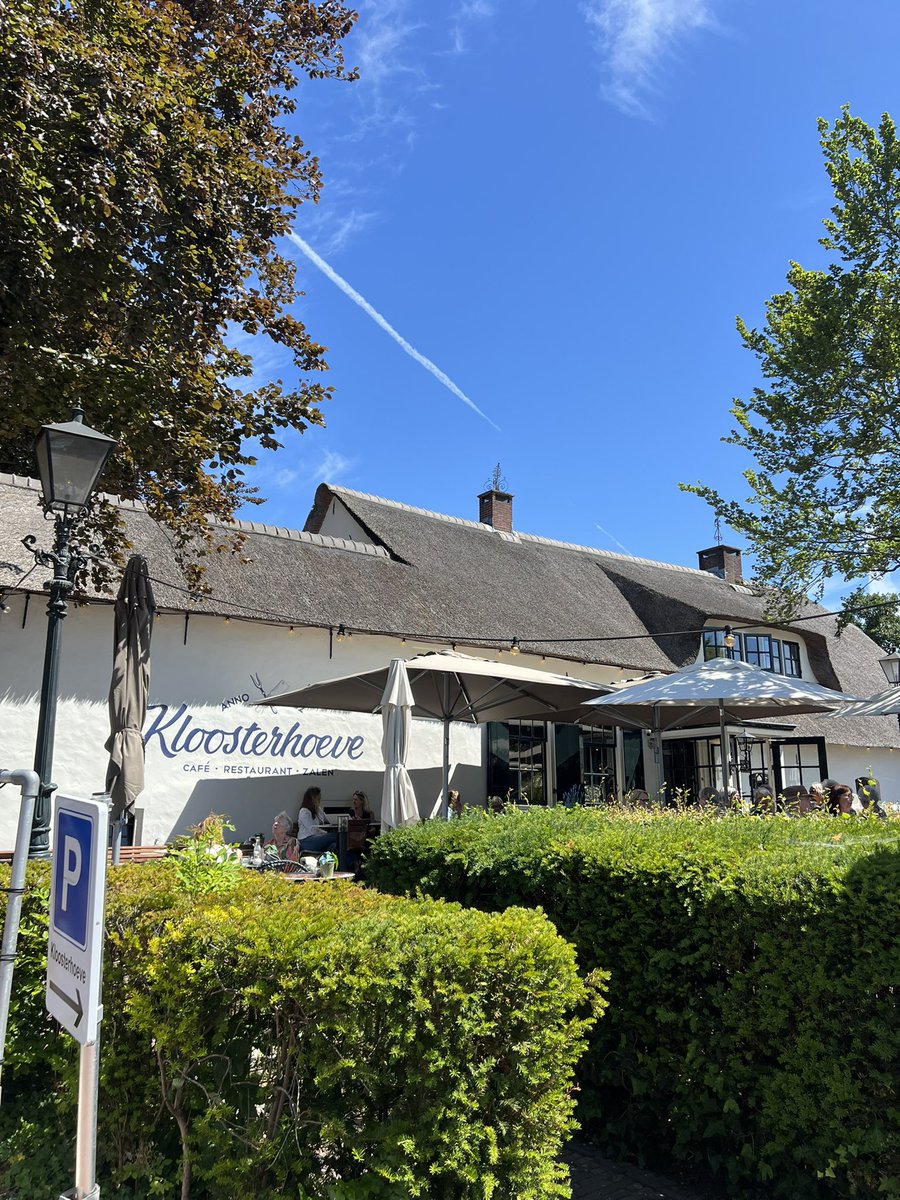 yumedake_NL's tweet photo. 足を運べばきっとイケてる場所を見つけられる🤳
せっかくきたオランダ色々まわれますように https://t.co/XNuJmgXYbl