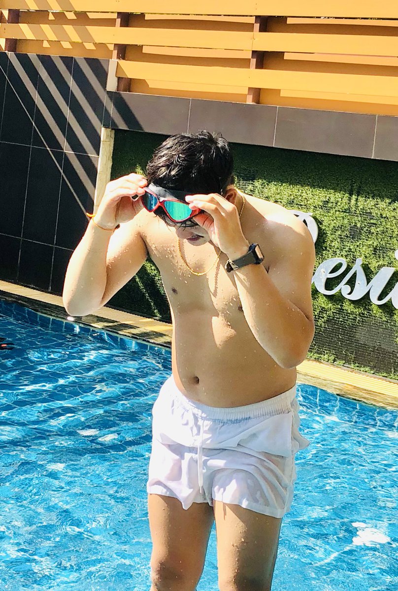 ນອນຈ້າ ທາດຫຼວງ