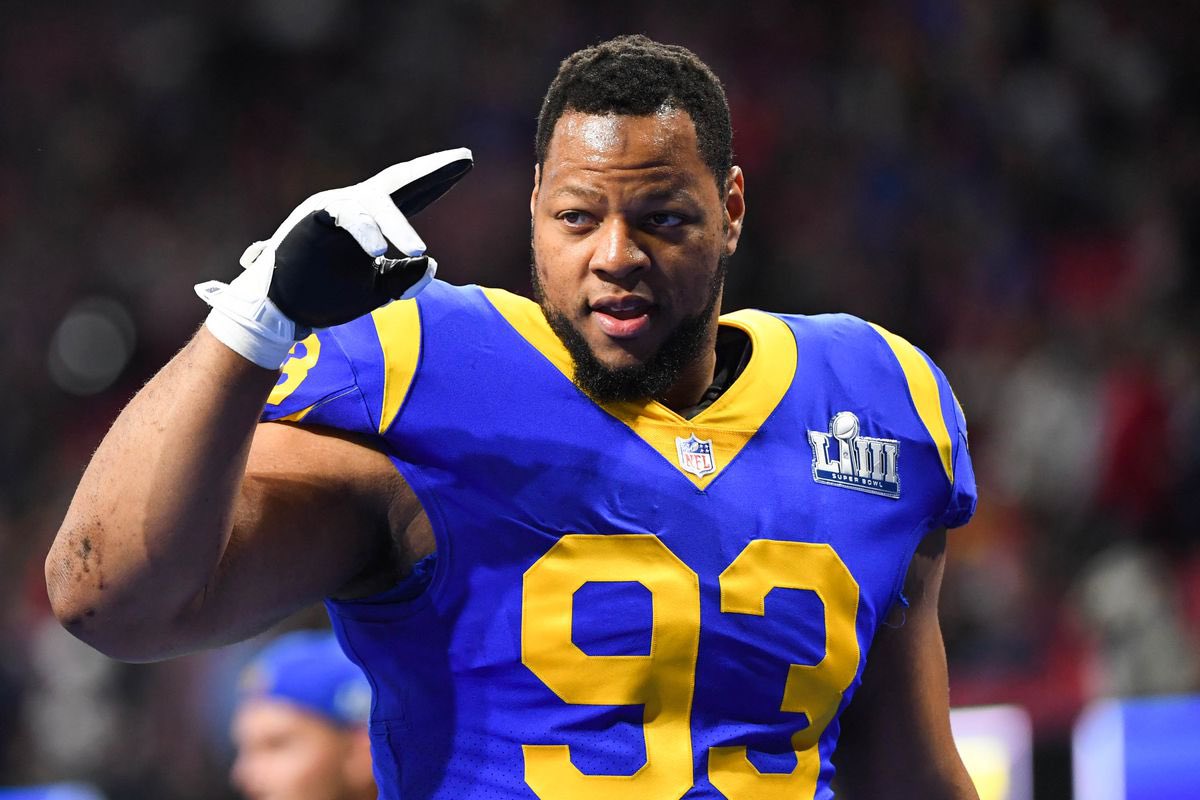 REPORT: Veteran DT Ndamukong Suh announces his retirement from the NFL after 13 seasons