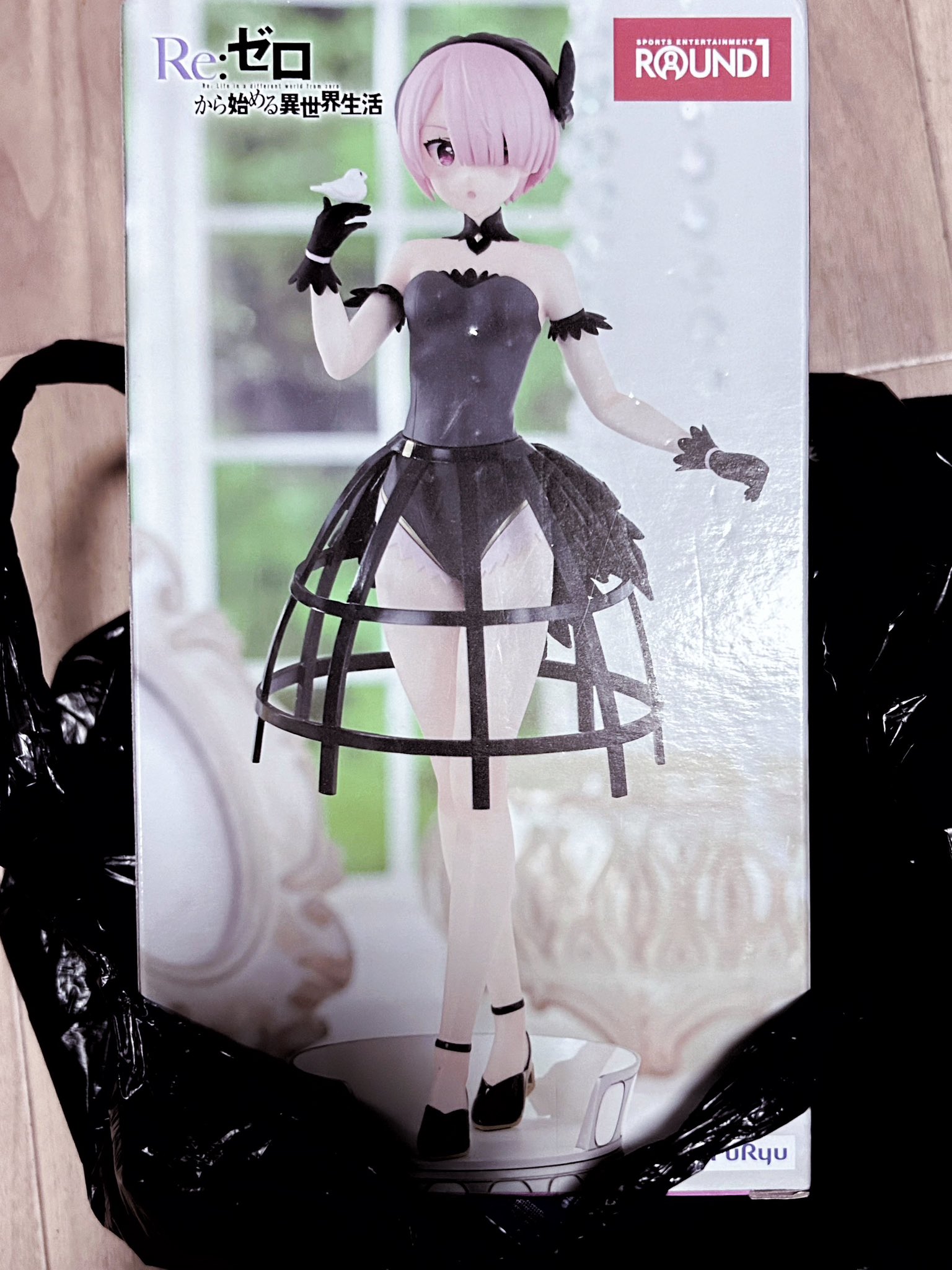 猫のお雛様【大】＋3匹官女╰(*´︶`*)╯♡ 𖤣𖥧𖥣𖡡𖥧𖤣 乙女と猫の物語🐈 見返してたら未だ3枚しか塗って