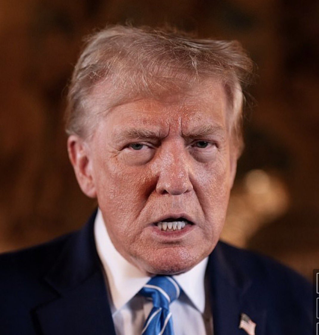 BillyBaldwin's tweet image. MAGA: "Show us the Epstein files!!!"
Trump: "Deport Rosie O'Donnell !!!"
