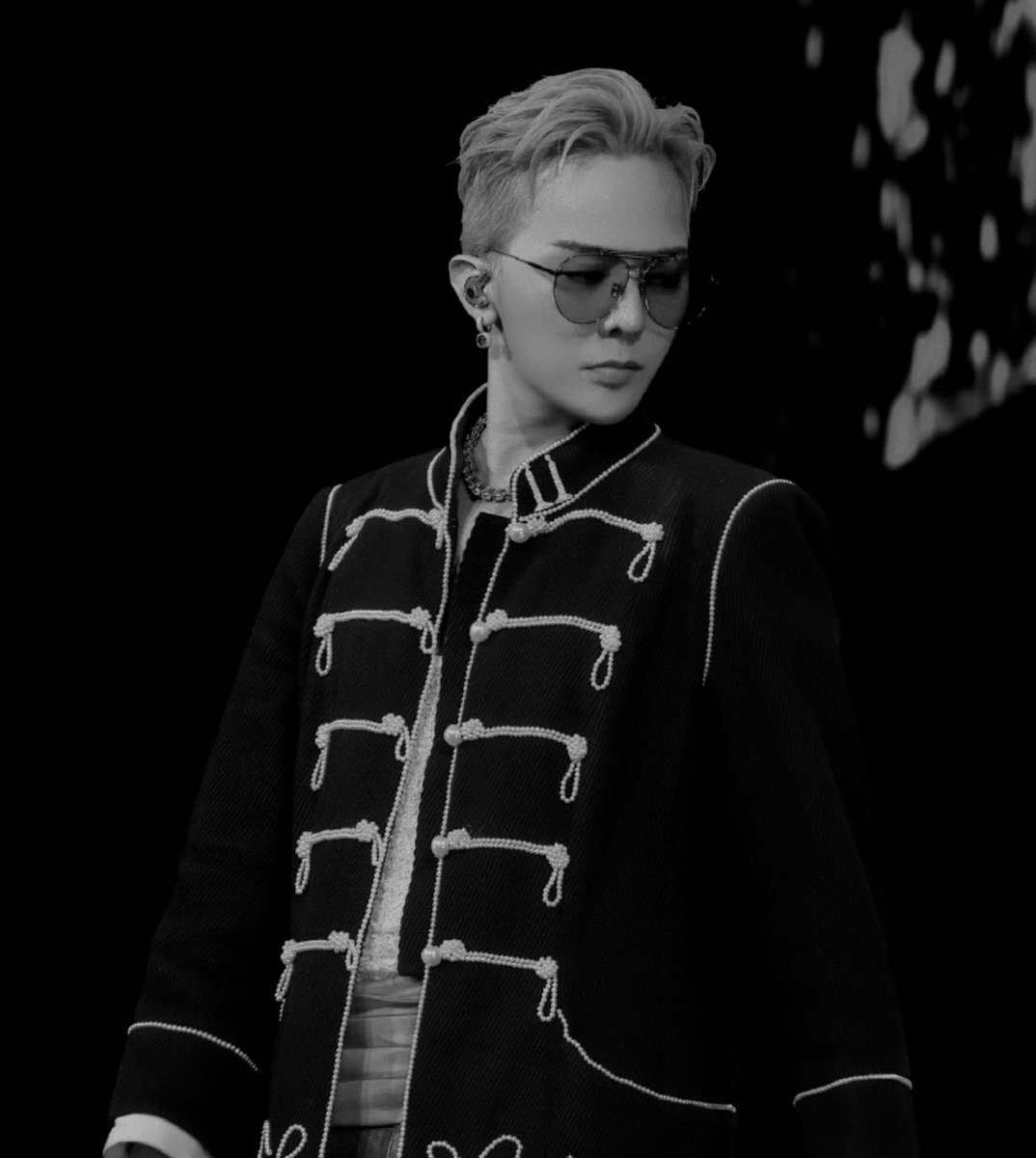Gdzain2013's tweet image. 𝐈,𝐦 𝐡𝐞𝐫𝐞 𝐚𝐧𝐝
𝐈 𝐰𝐢𝐥𝐥 𝐚𝐥𝐰𝐚𝐲𝐬 𝐛𝐞 𝐡𝐞𝐫𝐞 𝐟𝐨𝐫 𝐲𝐨𝐮.
#𝐠𝐝𝐫𝐚𝐠𝐨𝐧 - #𝐥𝐞𝐞𝐬𝐨𝐨𝐡𝐲𝐮𝐤 ・`♡