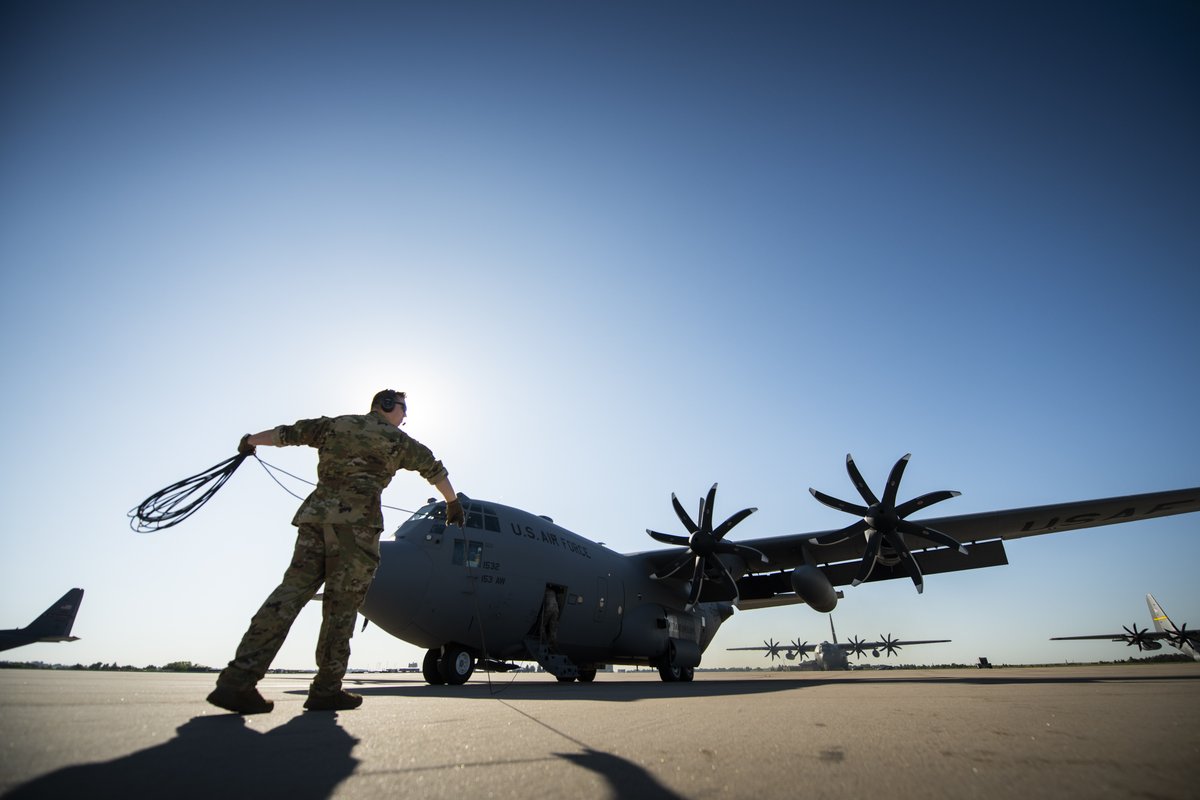 Our largest Pacific contingency-response exercise is underway.

What it tests during #DLE2025 may define how we fight in the future. 
dvidshub.net/r/3z4qmk